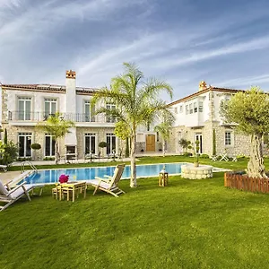 Casa Bella +12 Otel
